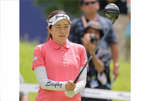 仲宗根、しぶとくつなぐ　ソニー日本女子選手権 第1日