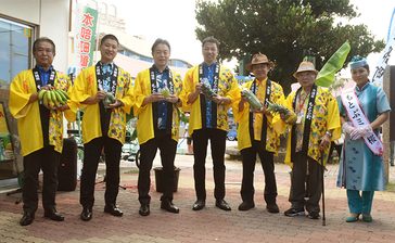 【地図あり】北谷と本部、バスで周遊　ホテル・水族館楽しんで　那覇空港発　11月から実証実験　沖縄