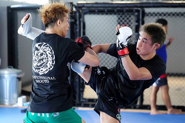 総合格闘技UFCの平良達郎　10月、フライ級1位とラスベガス決戦　「次はベルト狙う」　沖縄