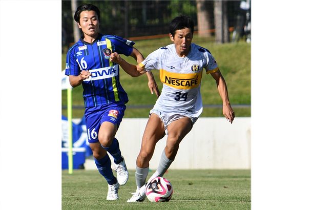 沖縄SV快勝　青森に2―0　前半からボール支配　サッカーJFL