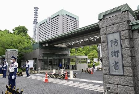 防衛省、36工事を入札せずに増額契約　会計検査院が指摘　沖縄防衛局分は8工事