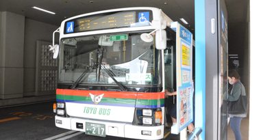 東陽・沖縄バス　減便に次ぐ減便…　運転手不足、深刻化