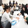 高校生が「一日沖国大生」　６０人、講義やゼミ、学食体験