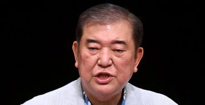 那覇で17日に開かれた自民総裁選の演説会で、演説する石破茂氏