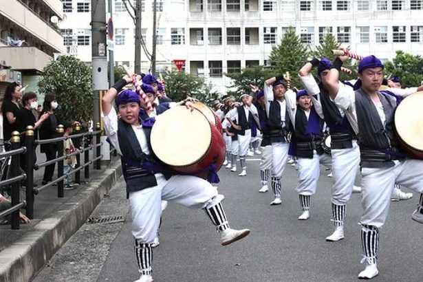 大阪大正区できょう22日「第50回エイサー祭り」　継いだ歴史、響く太鼓　名桜大・沖国大生が道ジュネー