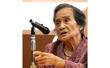 燃える那覇「家族は…」　片岡千代さん　やまぬ攻撃にぼうぜん　＜戦が来た日　10・10空襲80年＞1