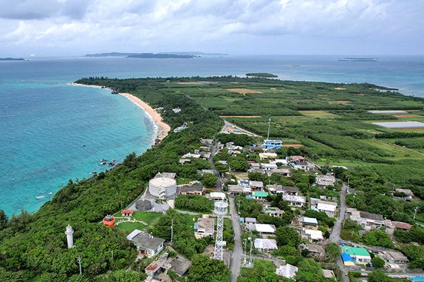 民謡「取納奉行」　津堅島の生活と風俗歌う ＜島唄を求めて＞5曲目　小浜司