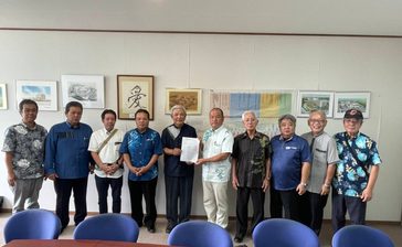 中部病院「現地建て替えを」　自治会・通り会　移転案に反対表明　沖縄