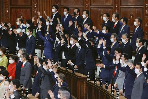 衆議院、どうして解散？どうなるの？　全議員辞めさせて選挙　大きな政治争点を国民に問う＜ニュースはじめの一歩＞