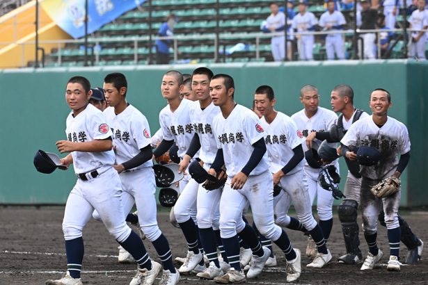 沖尚が11度目優勝　エナジックを8ー5で下す　沖縄県秋季高校野球