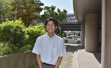 父亡くし「あしなが奨学金」学びの支えに　奨学生の親川さんら19日から街頭募金　「制度を知る機会に」　沖縄