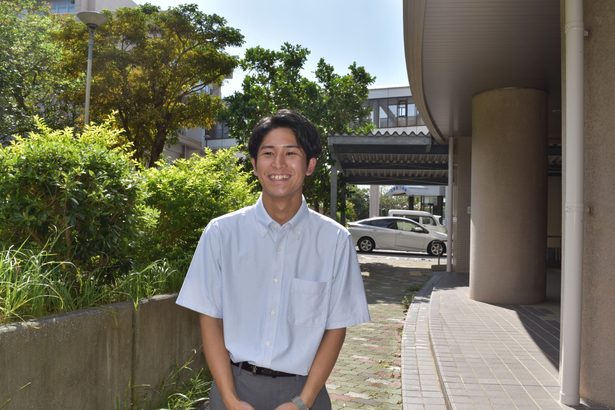 父亡くし「あしなが奨学金」学びの支えに　奨学生の親川さんら19日から街頭募金　「制度を知る機会に」　沖縄