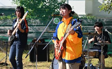 故Sさんへ感謝込め音楽祭　生前、大名児童館に楽器30台寄贈　沖縄・那覇