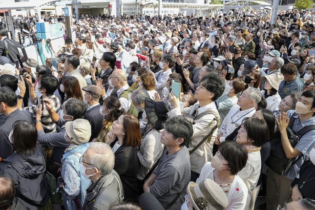 与野党党首、都市部で論戦　衆院選前、最後の日曜日