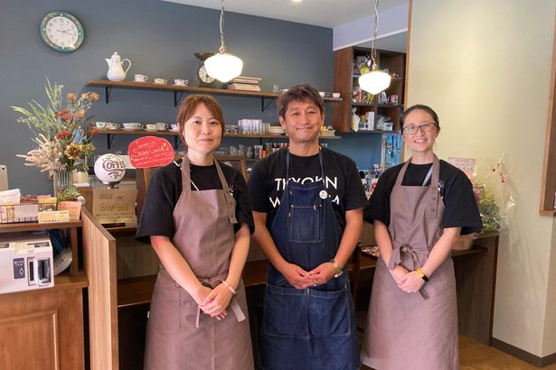 スパイスカレーとカフェで「居心地いい場所」に　障がい者就労支援で開設　てぃらCafeと穀雨カリー　那覇・沖縄