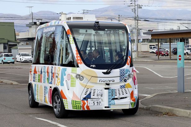 完全自動運転で一般道走行　北海道　上士幌町が実証実験