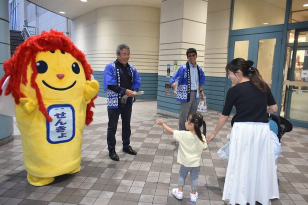 「投票に行って」きじむんが投票呼びかけ　衆院選をPR　沖縄県選管