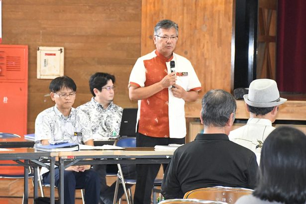 高嶺小・中学の一貫校「2029年度開校目指す」　糸満市長が計画遅れと校章落下を謝罪　沖縄