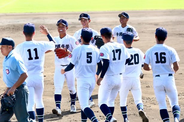 沖縄尚学がベスト4進出　鹿実に5ー0、継続試合に勝利　センバツ出場有力に　九州秋季高校野球