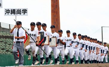 沖縄尚学が「県勢対決」制し優勝、エナジックを振り切る　沖縄2校のセンバツ出場は確実　九州秋季高校野球