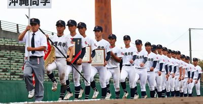 沖縄尚学が「県勢対決」制し優勝、エナジックを振り切る　沖縄2校のセンバツ出場は確実　九州秋季高校野球