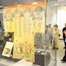 戦超え息づく沖縄芝居　衣装、写真で復興紹介　県平和資料館特別企画展