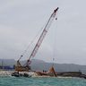 「ウミガメ泳ぐ海の破壊やめて」　Ｋ４護岸でブロック設置作業
