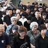 「悲劇を繰り返してはいけない」　参加者ら60年前と同じ晴れ空の下で祈る　沖縄・宮森小米軍機墜落事故