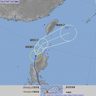 台風1号、フィリピン沖を北上　中心気圧1000ヘクトパスカルに