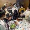 チャンプルー、イナムドゥチ…沖縄の味を留学生に紹介　今帰仁で根路銘さん料理教室