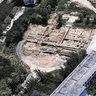 1987年の首里城跡 空撮写真を公開　池宮城晃さん　93年の復元前、発掘調査中に撮影