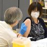 「感染の恐怖抱え看護してきた」八重山でもコロナワクチン接種始まる　県立病院で60人が接種