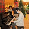 街角ピアノがプラザハウスに♪　沖縄市在住の松本さんが寄贈「気軽に触れてほしい」