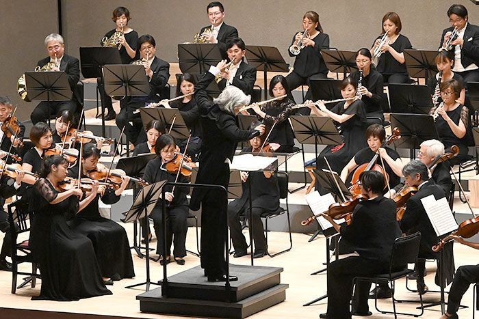 琉球交響楽団、70人で壮大に 復帰50年新曲委託作品「黄金の森で」初演