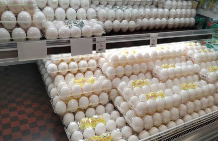 卵価格が高騰、沖縄のスーパー「特売」も値上げ　全国的な品薄、卸売り相場も1キロ385円の最高値