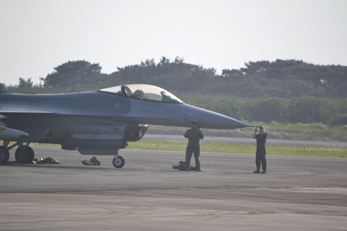 【速報】沖縄・下地島空港に米軍機2機が緊急着陸　