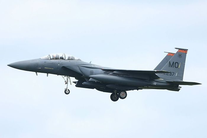 米国からF15Eが2機飛来　F35Aと合わせ計36機が駐機　米軍嘉手納基地　沖縄