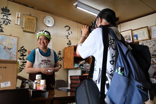 「あふれる人柄伝える」　浦添工チーム、上富良野や東神楽町で早朝から撮影　写真甲子園始まる