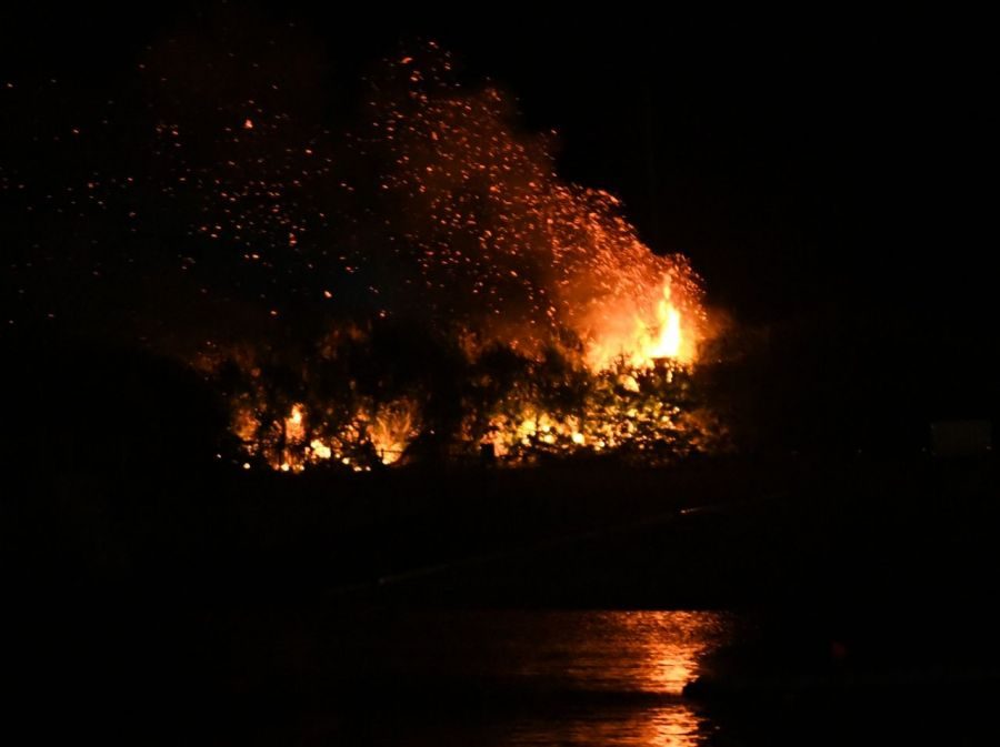 火の粉が緑地に…夏祭りの打ち上げ花火で火災　宮古島市のトゥリバー地区　通報から50分後に鎮火、けが人なし