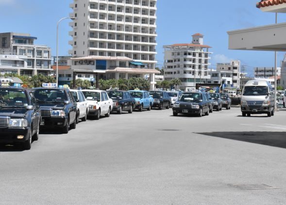 離島のタクシー運賃、来月14日から値上げ　普通車の初乗り30円増　沖縄総合事務局が決定