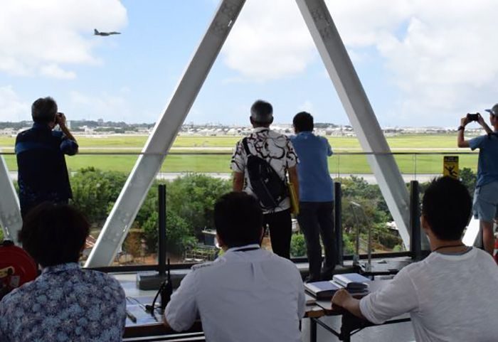 日米に抗議文を送付　戦闘機による騒音が激化、沖縄市で昨年比3倍　嘉手納飛行場周辺の三連協
