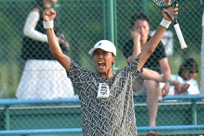 テニス、沖尚の男女が3回戦へ　男子、喜久川がタイブレーク制す　全国高校総体